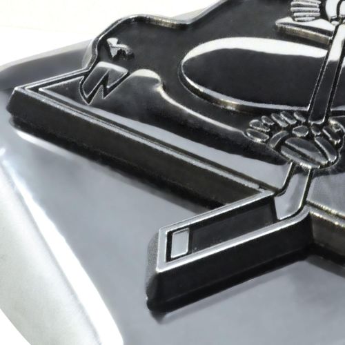  FANMATS 18710 Chrome 2 Square Type III Hitch Cover