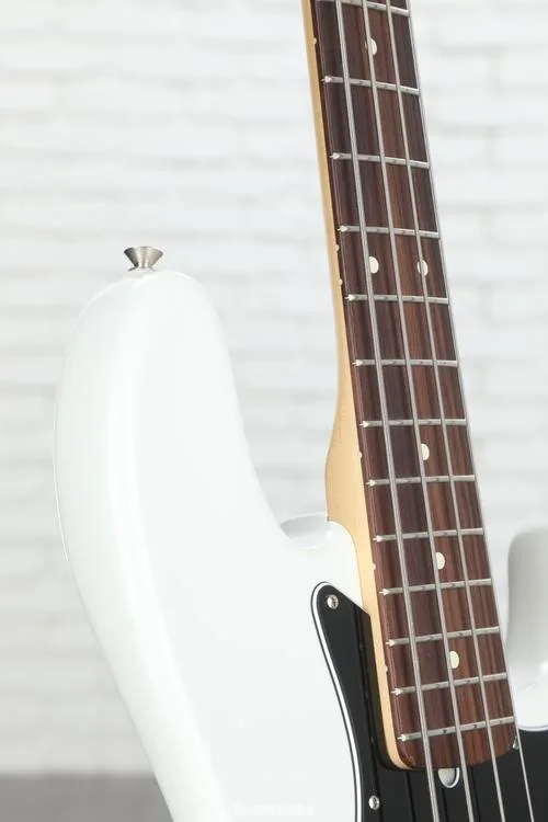 Fender American Performer Jazz Bass - Arctic White with Rosewood Fingerboard Demo