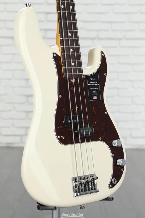  Fender American Professional II Precision Bass - Olympic White with Rosewood Fingerboard Demo