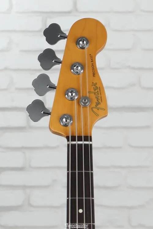  Fender American Professional II Precision Bass - Olympic White with Rosewood Fingerboard Demo