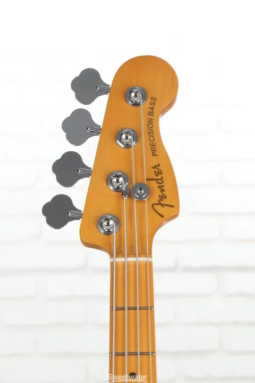  Fender American Ultra Precision Bass - Arctic Pearl with Maple Fingerboard Demo