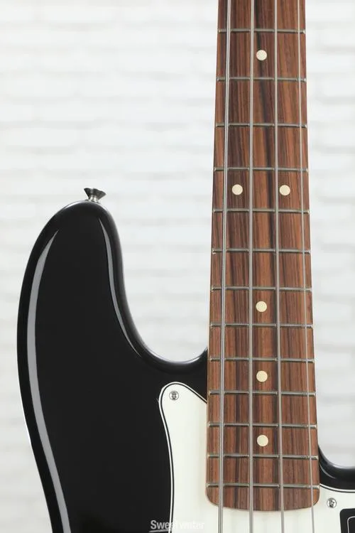  Fender Player Precision Bass - Black with Pau Ferro Fingerboard