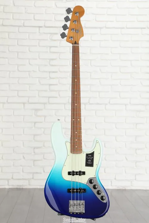  Fender Player Plus Active Jazz Bass - Belair Blue with Pau Ferro Fingerboard