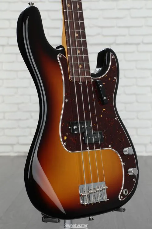  Fender American Vintage II 1960 Precision Bass - 3-tone Sunburst