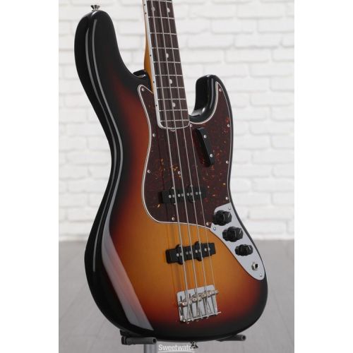  Fender American Vintage II 1966 Jazz Bass - 3-color Sunburst