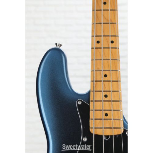  Fender American Professional II Jazz Bass - Dark Night with Maple Fingerboard