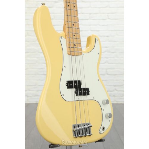  Fender Player Precision Bass - Buttercream with Maple Fingerboard