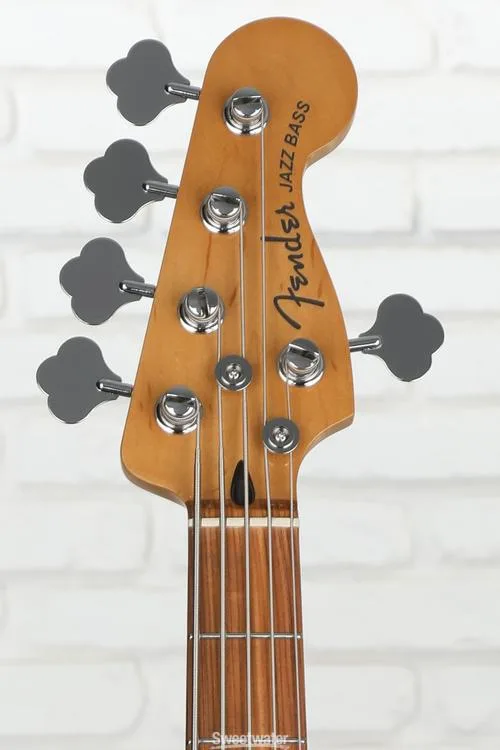  Fender Player Plus Active Jazz Bass V - 3-tone Sunburst with Pau Ferro Fingerboard