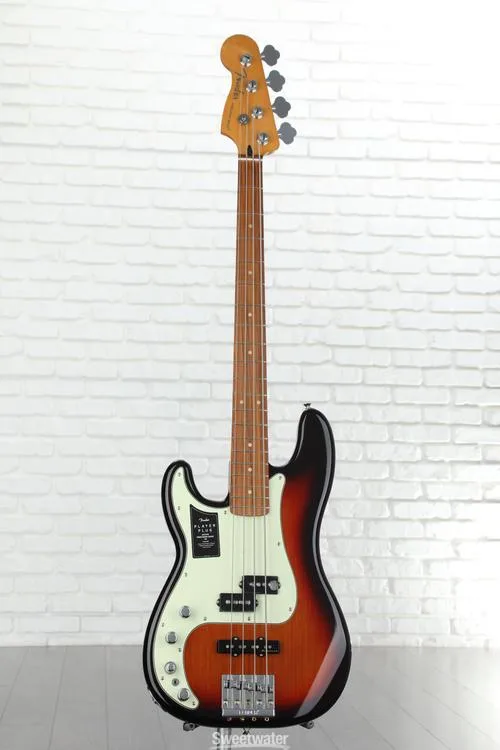  Fender Player Plus Active Precision Bass Left-handed - 3-color Sunburst with Pau Ferro Fingerboard