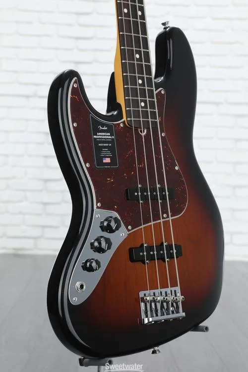  Fender American Professional II Jazz Bass Left-handed - 3 Color Sunburst with Rosewood Fingerboard