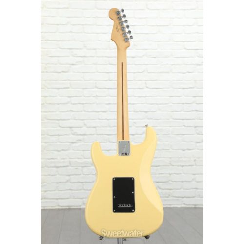  Fender Player Stratocaster HSH - Buttercream with Pau Ferro Fingerboard