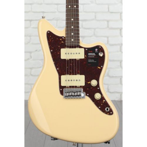  Fender American Performer Jazzmaster - Vintage White with Rosewood Fingerboard Demo