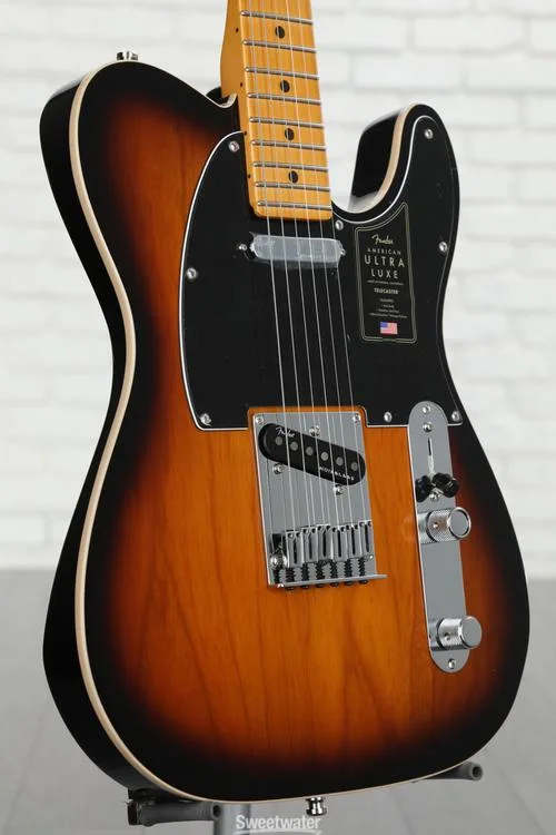  Fender American Ultra Luxe Telecaster - 2-color Sunburst with Maple Fingerboard Demo