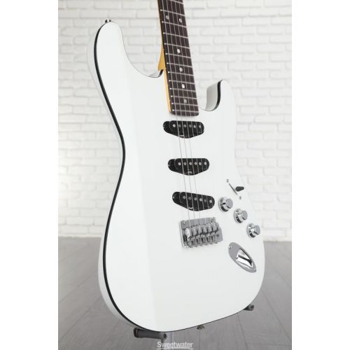  Fender Aerodyne Special Stratocaster Electric Guitar - Bright White Demo