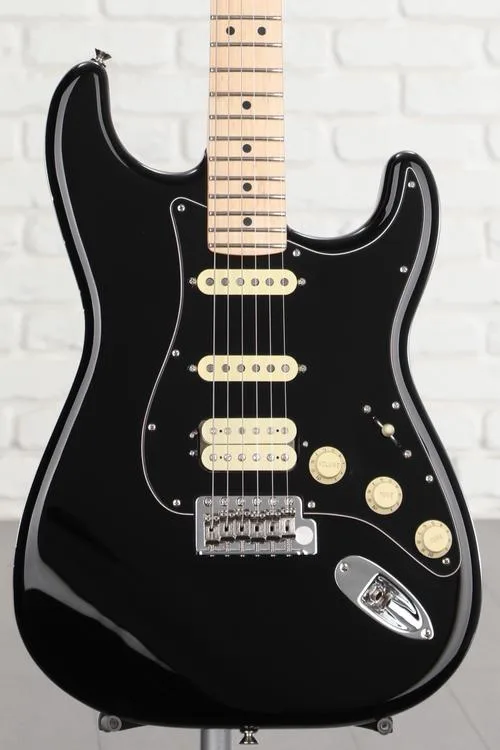 Fender American Performer Stratocaster HSS - Black with Maple Fingerboard Demo