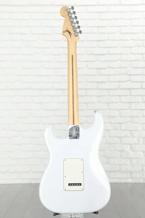  Fender Juanes Signature Stratocaster - Luna White Demo