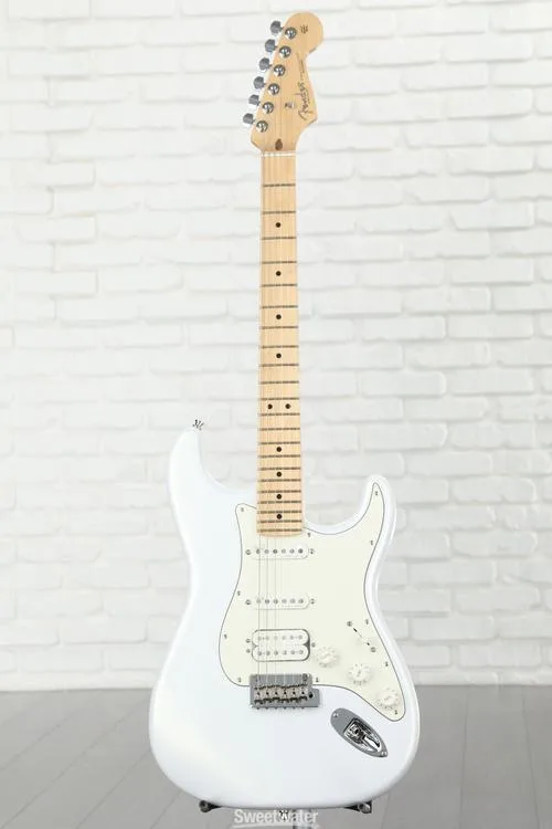  Fender Juanes Signature Stratocaster - Luna White Demo