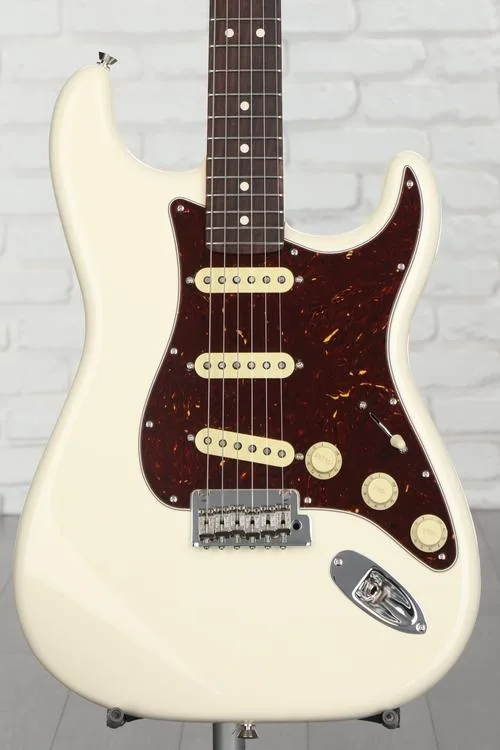 Fender American Professional II Stratocaster - Olympic White with Rosewood Fingerboard Demo