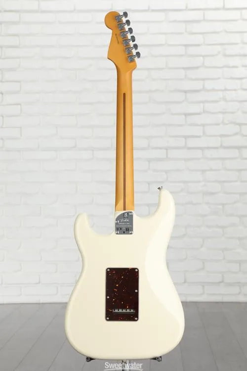  Fender American Professional II Stratocaster - Olympic White with Rosewood Fingerboard Demo