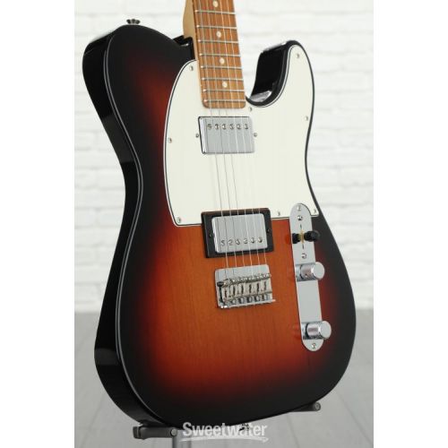  Fender Player Telecaster HH - 3-Tone Sunburst with Pau Ferro Fingerboard