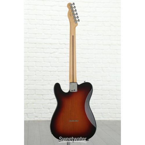  Fender Player Telecaster HH - 3-Tone Sunburst with Pau Ferro Fingerboard