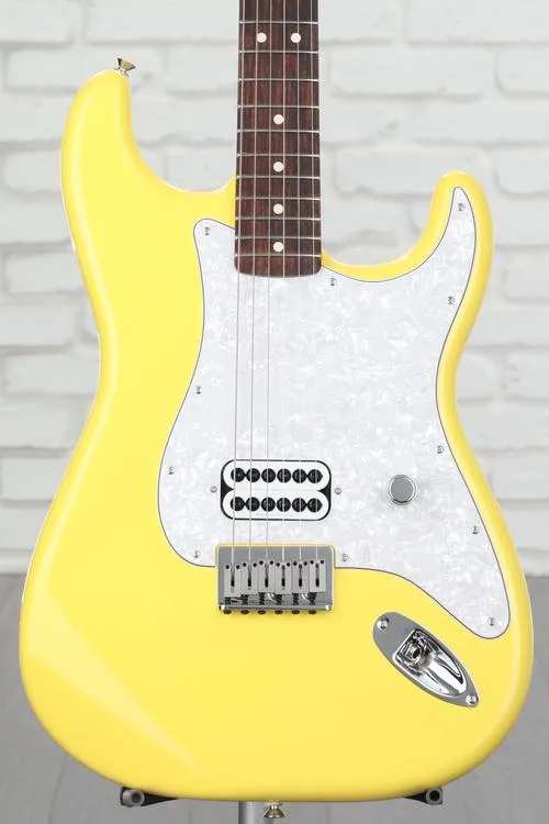 Fender Tom DeLonge Stratocaster Electric Guitar - Graffiti Yellow Demo