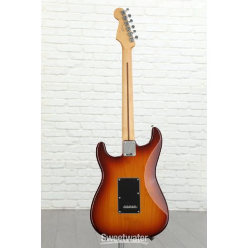  Fender Player Stratocaster HSH - Tobacco Sunburst with Pau Ferro Fingerboard