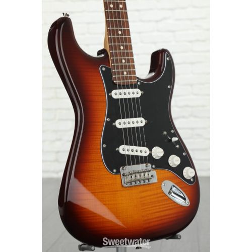  Fender Player Stratocaster Plus Top - Tobacco Sunburst with Pau Ferro Fingerboard