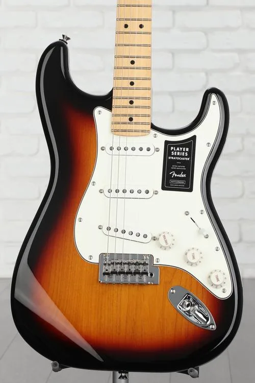 Fender Player Stratocaster - 3-Tone Sunburst with Maple Fingerboard Demo