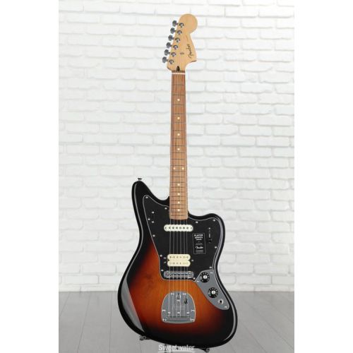  Fender Player Jaguar - 3-Tone Sunburst with Pau Ferro Fingerboard