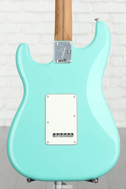  Fender Player Stratocaster - Sea Foam Green, Sweetwater Exclusive