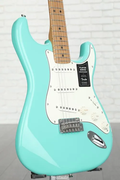  Fender Player Stratocaster - Sea Foam Green, Sweetwater Exclusive