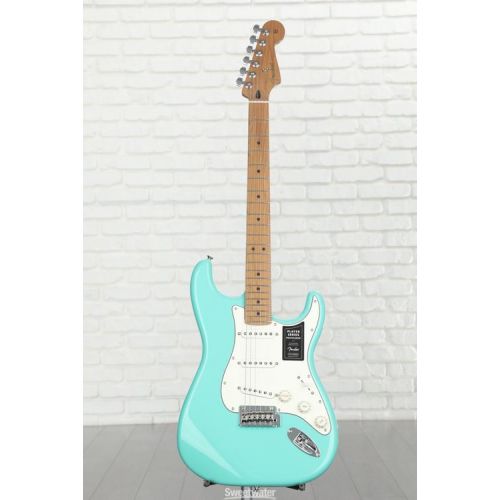  Fender Player Stratocaster - Sea Foam Green, Sweetwater Exclusive