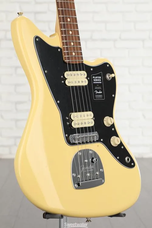  Fender Player Jazzmaster - Buttercream with Pau Ferro Fingerboard