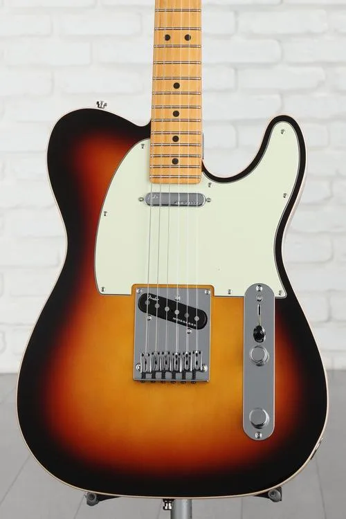 Fender American Ultra Telecaster - Ultraburst with Maple Fingerboard Demo