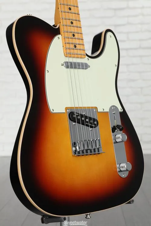  Fender American Ultra Telecaster - Ultraburst with Maple Fingerboard Demo