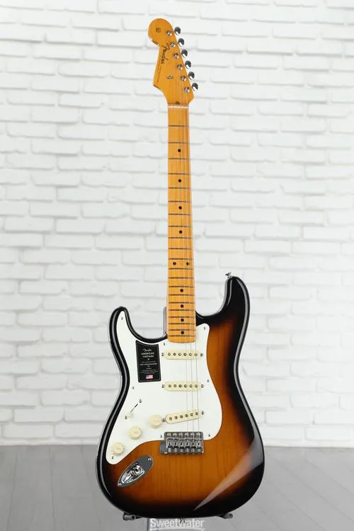  Fender American Vintage II 1957 Stratocaster Left-handed Electric Guitar - 2-color Sunburst Demo