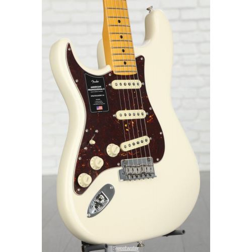  Fender American Professional II Stratocaster Left-handed - Olympic White with Maple Fingerboard