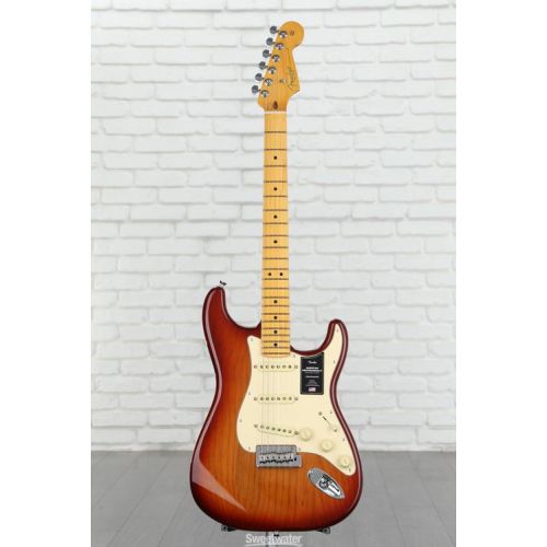  Fender American Professional II Stratocaster - Sienna Sunburst with Maple Fingerboard