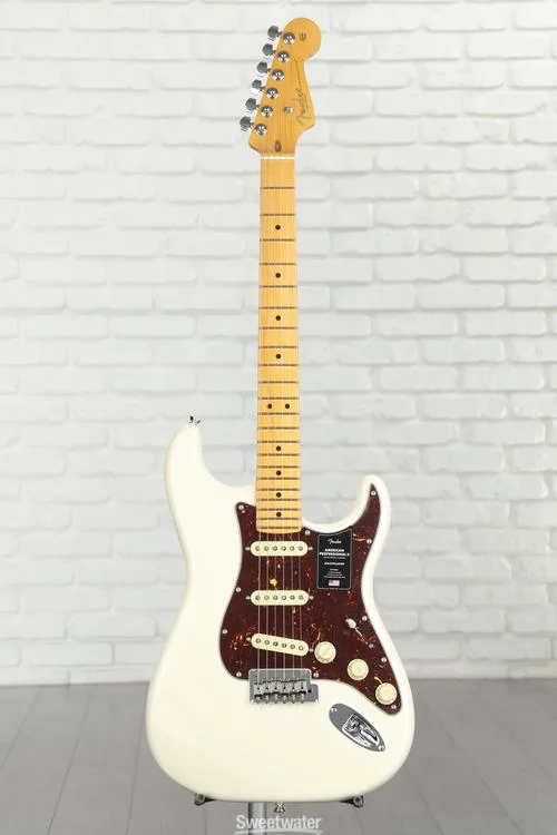  Fender American Professional II Stratocaster - Olympic White with Maple Fingerboard