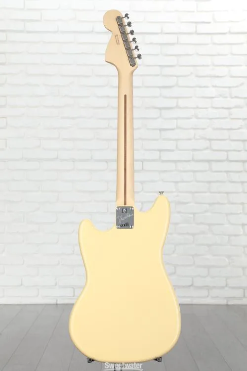  Fender American Performer Mustang - Vintage White with Rosewood Fingerboard Demo