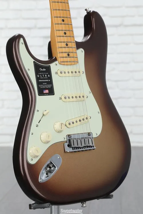  Fender American Ultra Stratocaster Left-handed - Mocha Burst with Maple Fingerboard