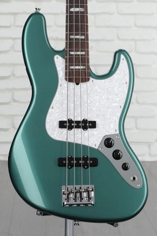 Fender Adam Clayton Jazz Bass - Sherwood Green Metallic Demo