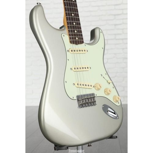  Fender Robert Cray Standard Stratocaster Electric Guitar - Inca Silver with Rosewood Fingerboard