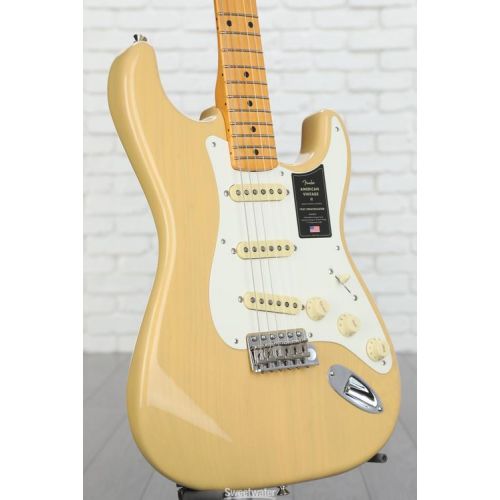  Fender American Vintage II 1957 Stratocaster Electric Guitar - Vintage Blonde