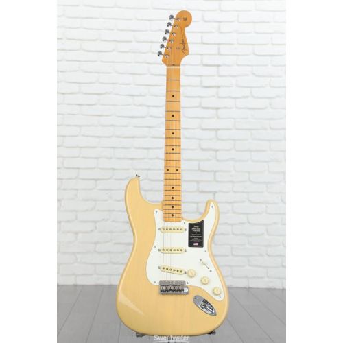  Fender American Vintage II 1957 Stratocaster Electric Guitar - Vintage Blonde