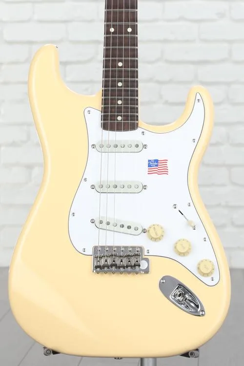 Fender Yngwie Malmsteen Stratocaster Electric Guitar - Vintage White with Rosewood Fingerboard