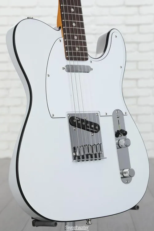  Fender American Ultra Telecaster - Arctic Pearl with Rosewood Fingerboard Demo