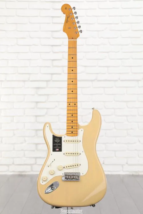  Fender American Vintage II 1957 Stratocaster Left-handed Electric Guitar - Vintage Blonde