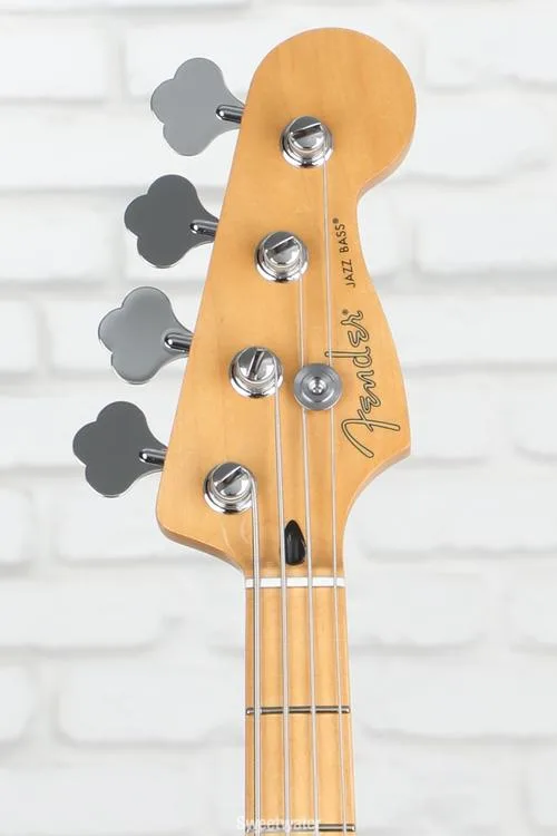  Fender Player Jazz Bass - Buttercream with Maple Fingerboard Demo